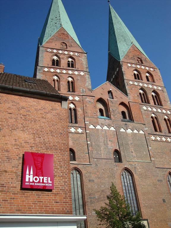 Hotel An Der Marienkirche Lübeck Exteriör bild